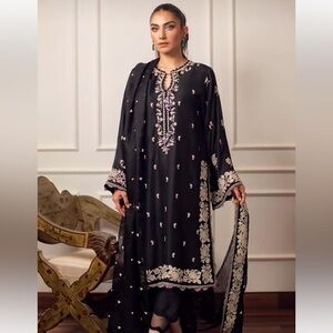 Farah Talib Aziz Black Silk Shirt and Dupatta 2 piece Size Medium